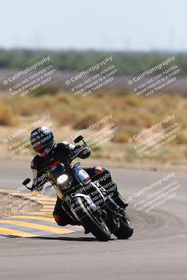 media/Sep-25-2023-Moto Forza (Mon) [[81ffa65e0a]]/B-C Group/Session 3 (Turn 16)/